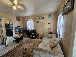 1817 NW 25th Ave, Fort Lauderdale FL 33311