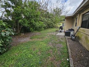1817 NW 25th Ave, Fort Lauderdale FL 33311