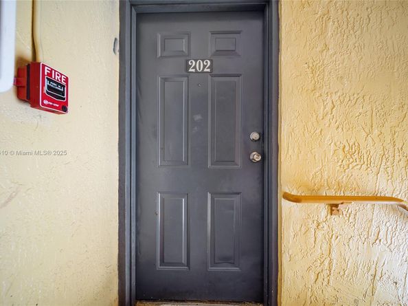 8240 SW 149th Ct 7202, Miami FL 33193