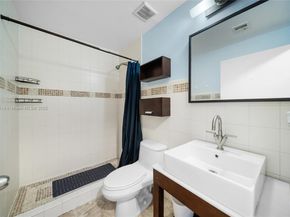 8240 SW 149th Ct 7202, Miami FL 33193