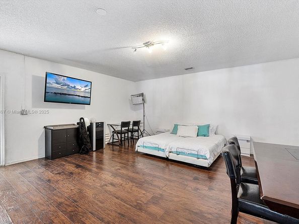 11085 NW 15th St, Coral Springs FL 33071