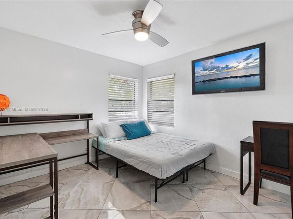 11085 NW 15th St, Coral Springs FL 33071