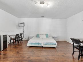 11085 NW 15th St, Coral Springs FL 33071