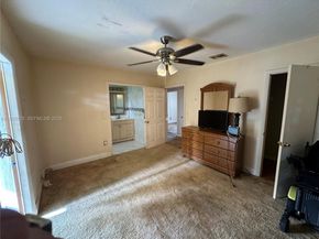 9070 SW 183rd Ter, Palmetto Bay FL 33157