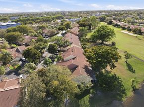 8249 NW 70th St, Tamarac FL 33321