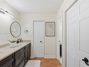 8249 NW 70th St, Tamarac FL 33321