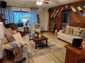 6670 Perry St, Hollywood FL 33024
