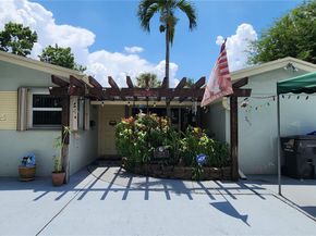 6670 Perry St, Hollywood FL 33024