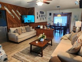 6670 Perry St, Hollywood FL 33024