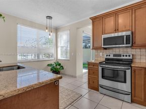 1249 NW 159TH Ave, Pembroke Pines FL 33028