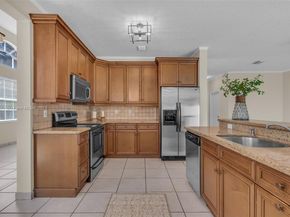 1249 NW 159TH Ave, Pembroke Pines FL 33028