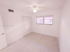 215 SE 3rd Ave 307C, Hallandale Beach FL 33009