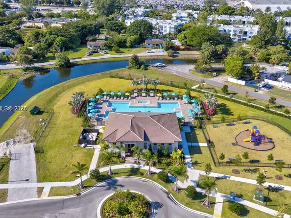 12774 NW 23rd Pl, Miami FL 33167