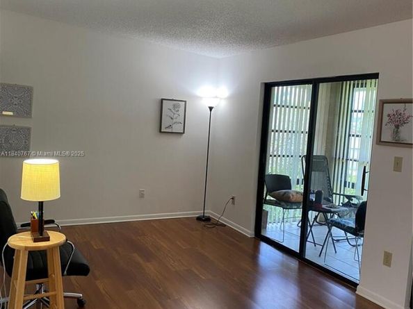 10407 E Clairmont Cir 210, Tamarac FL 33321