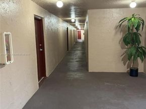 7175 Orange Dr 203H, Davie FL 33314