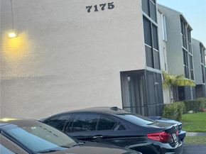 7175 Orange Dr 203H, Davie FL 33314