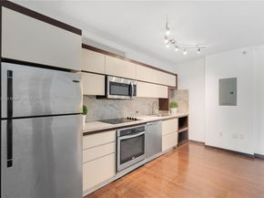 435 21st St 212, Miami Beach FL 33139