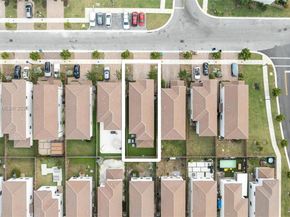 2357 NW 130th St, Miami FL 33167