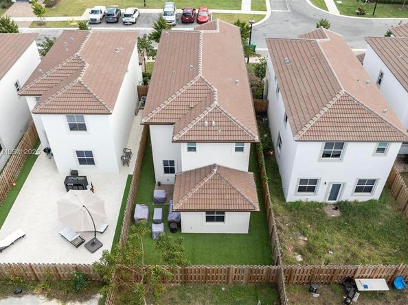 2357 NW 130th St, Miami FL 33167