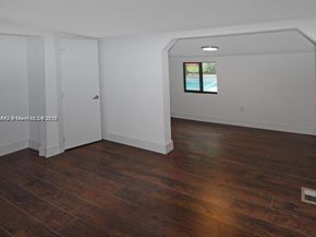 286 NW 57th St, Miami FL 33127