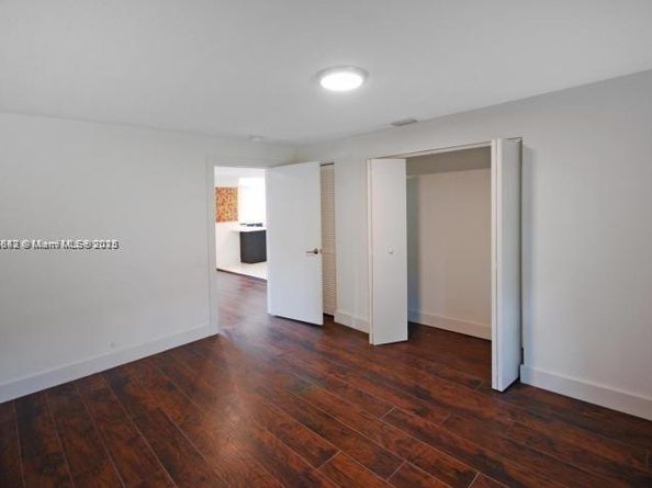 286 NW 57th St, Miami FL 33127