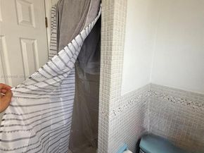 141 NE 10th Ave 17B, Hallandale Beach FL 33009