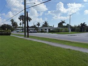 141 NE 10th Ave 17B, Hallandale Beach FL 33009