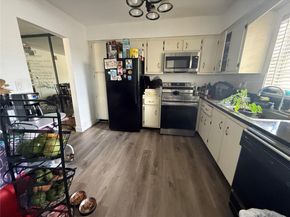 141 NE 10th Ave 17B, Hallandale Beach FL 33009