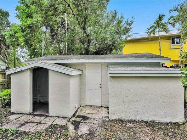 605 SW 6th Ave, Fort Lauderdale FL 33315