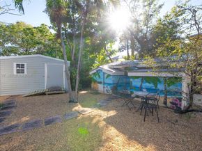 605 SW 6th Ave, Fort Lauderdale FL 33315