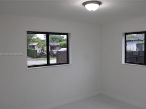 7630 SW 94th Ave, Miami FL 33173