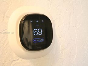 6532 Mayo St, Hollywood FL 33023