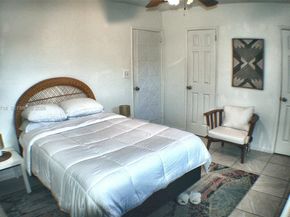 6532 Mayo St, Hollywood FL 33023