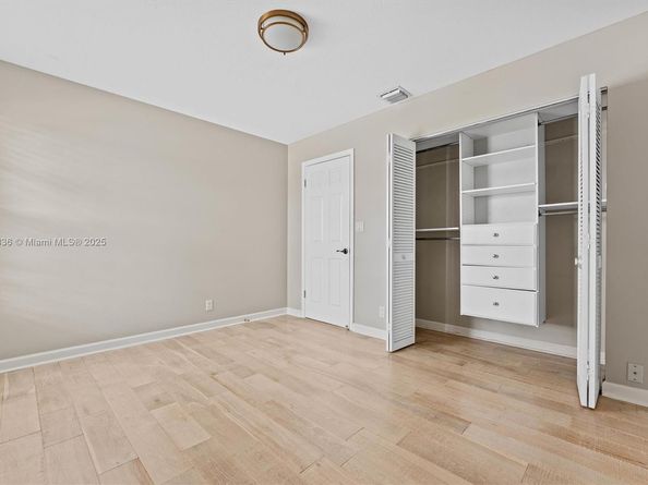 112 Prado St, Royal Palm Beach FL 33411