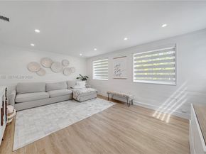 8640 SW 125th St, Miami FL 33156