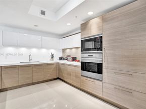 17301 Biscayne Blvd 1207, North Miami Beach FL 33160