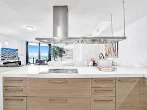 17301 Biscayne Blvd 1207, North Miami Beach FL 33160
