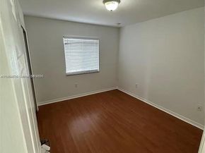 3783 NW 201st Ter, Miami Gardens FL 33055