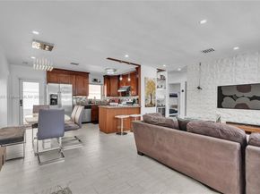 1020 SW 4th Ave, Fort Lauderdale FL 33315