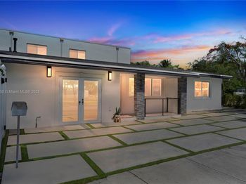 1020 SW 4th Ave