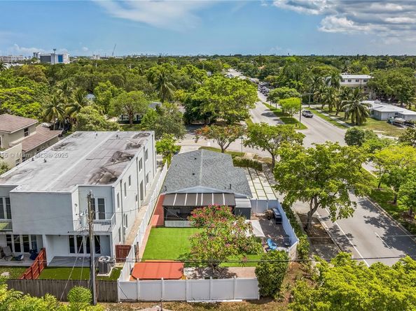 1020 SW 4th Ave, Fort Lauderdale FL 33315