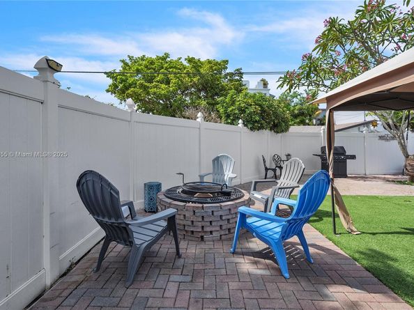 1020 SW 4th Ave, Fort Lauderdale FL 33315
