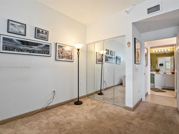 7623 Southampton Ter 204, Tamarac FL 33321