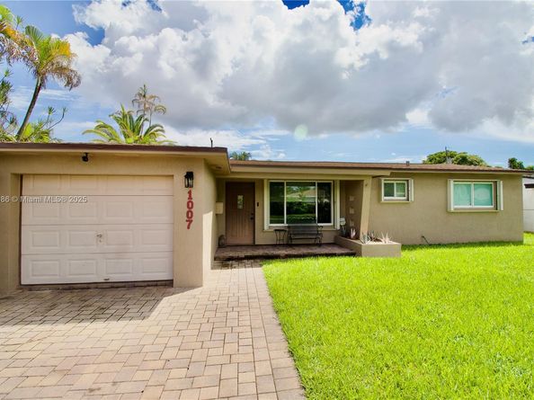 1007 N Golf Dr, Hollywood FL 33021