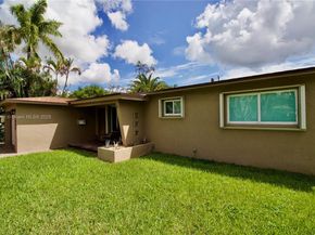 1007 N Golf Dr, Hollywood FL 33021