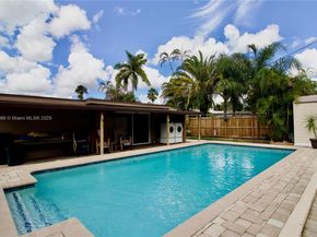 1007 N Golf Dr, Hollywood FL 33021