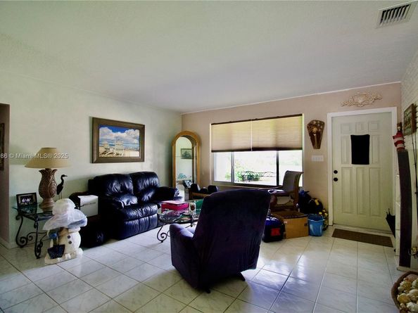 1007 N Golf Dr, Hollywood FL 33021
