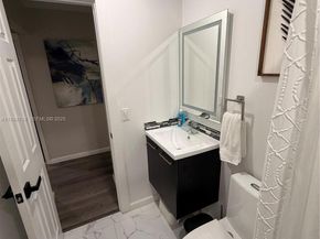 545 NW 136 St, North Miami FL 33168