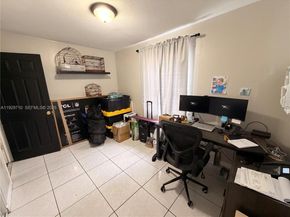 545 NW 136 St, North Miami FL 33168