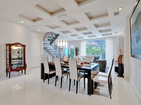 2725 NE 1st St, Pompano Beach FL 33062